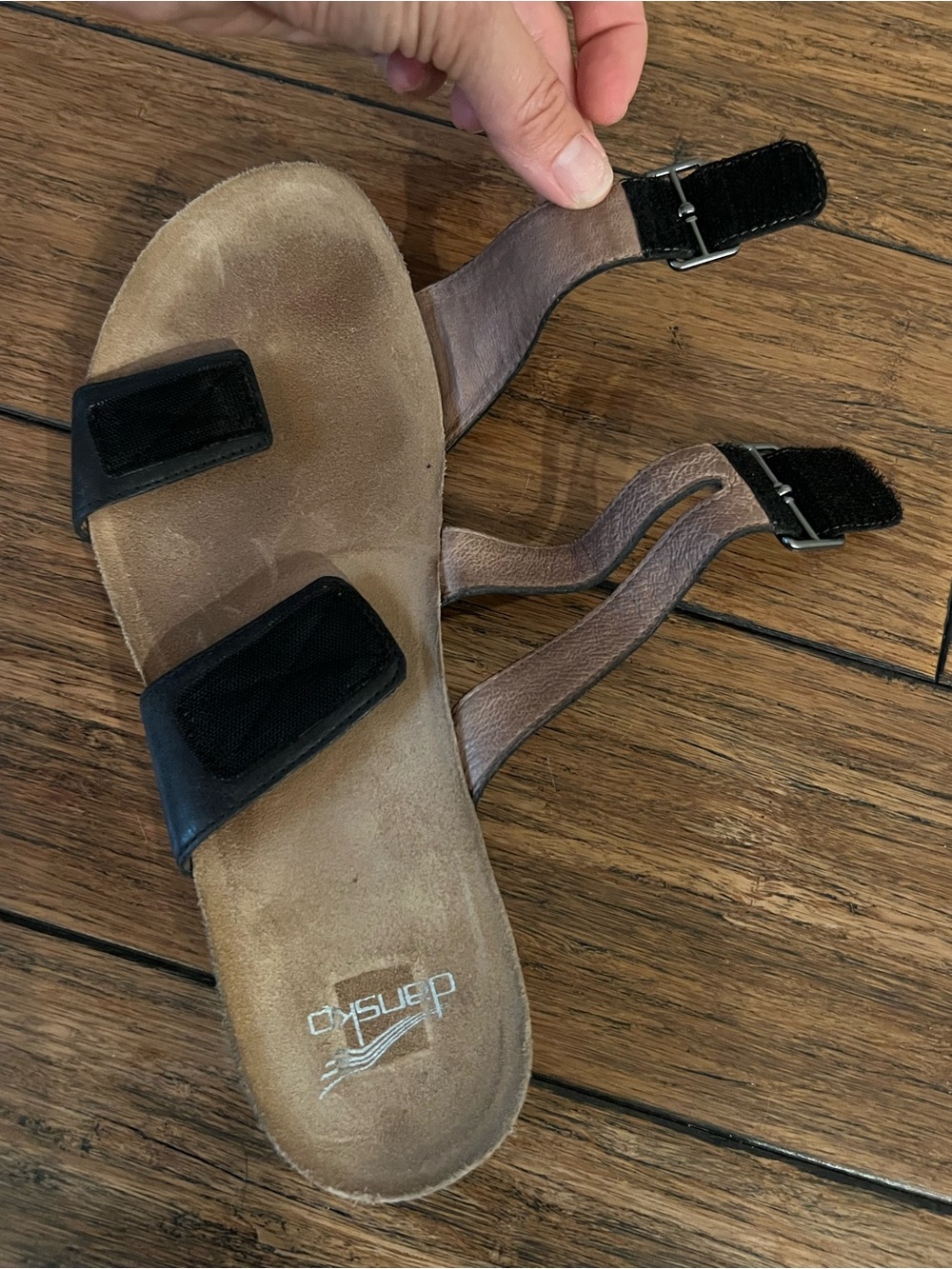 Dansko Rosie Black Leather Strappy Comfort Sandal 9 - Picture 5 of 10
